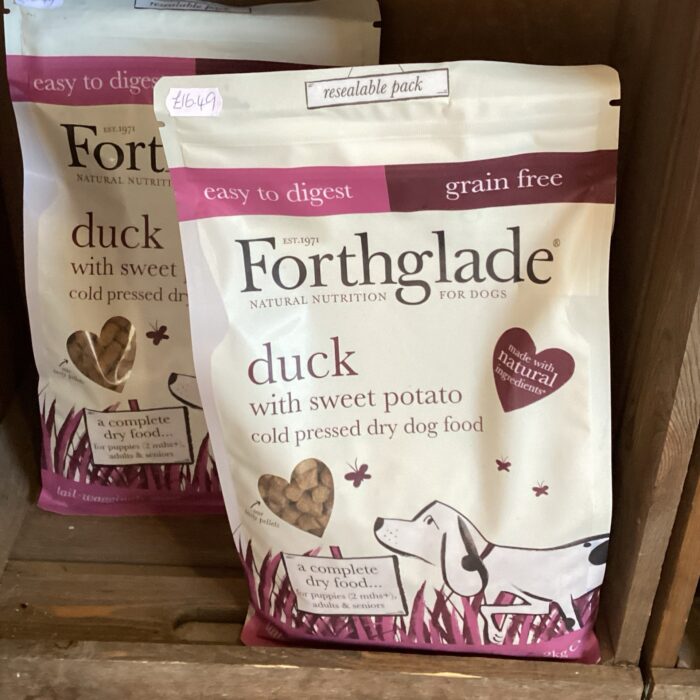 Forthglade Complete Natural Dry Dog Food - Grain Free Duck with Vegetables (2kg) Resealable Bag