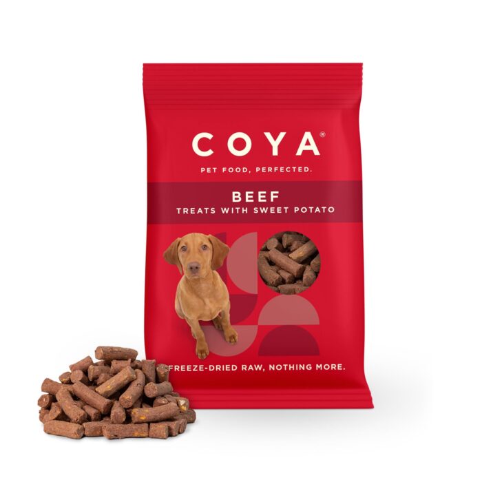 Coya Freeze-Dried Raw Dog Treats, Beef (40g) Hypoallergenic & Grain Free, Made with 90% Meat & 10% Sweet Potato | Raw Dog Treats in a Easy Freeze-Dried Solution