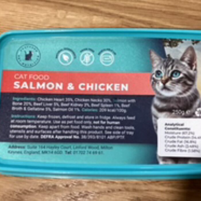 Southend Cat Nutrition Salmon & Chicken
